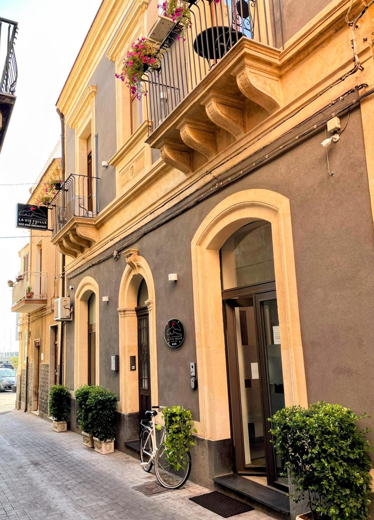 La Vie Fuille Bed And Breakfast Riposto Eksteriør bilde
