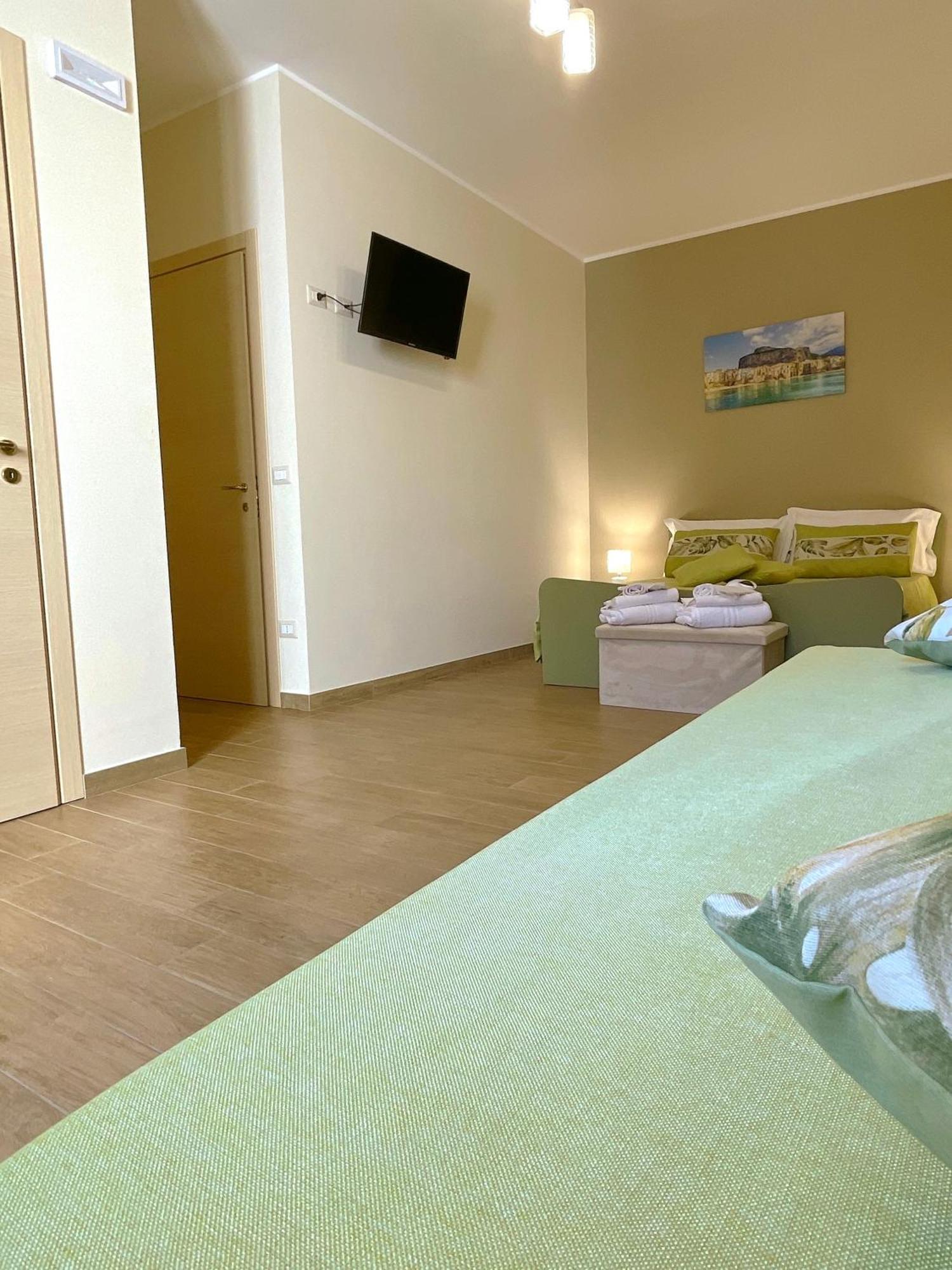 La Vie Fuille Bed And Breakfast Riposto Eksteriør bilde